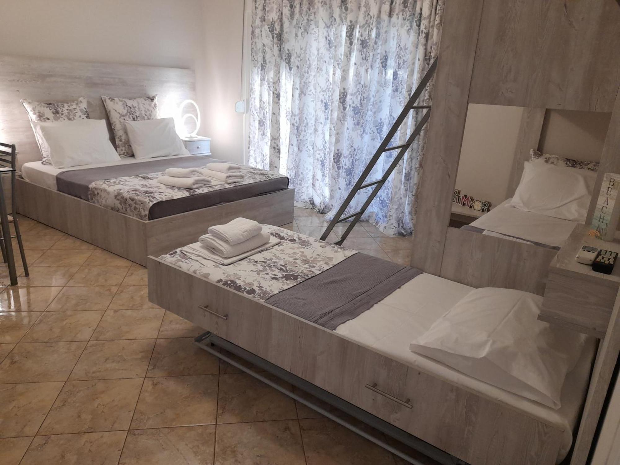 Апартаменты Studio Garden Nea Kallikrateia Номер фото